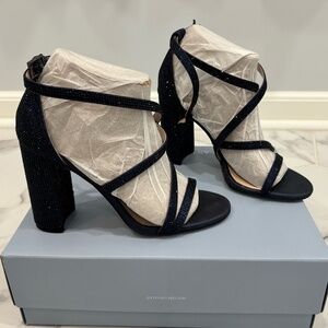 NWT- Antonio Melani Hazlyn Navy Ankle Strap Sandals